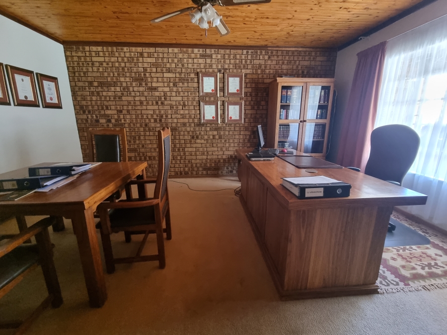 4 Bedroom Property for Sale in El Toro Park Northern Cape